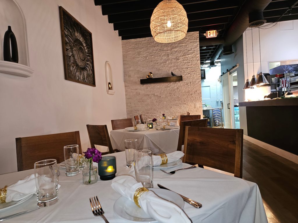 About Costa by Roberto Madrid